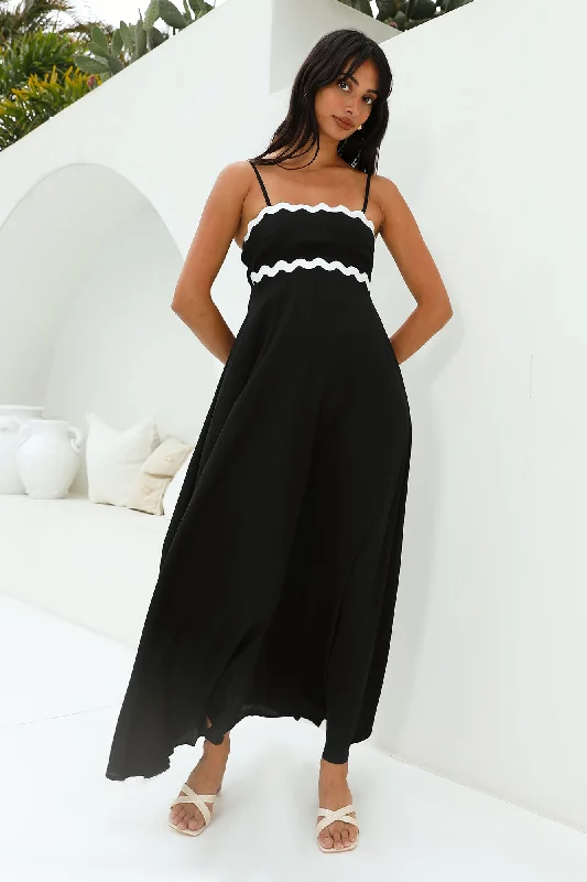 Blowing Away Maxi Dress Black Elegant Maxi Dress with Pockets