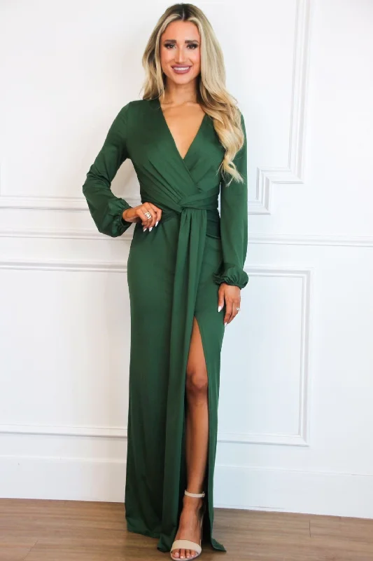 Phoebe Long Sleeve Maxi Dress: Hunter Green Fashionable Halter Neck Maxi Dress