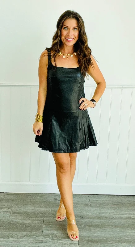 Black Fabulous Faux Leather Mini Dress (Reg) Elegant Velvet Mini Dress