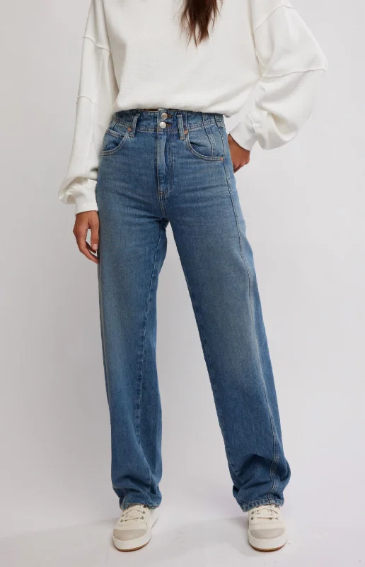 Aster Straight Jean In Swarm Fashionable Vintage Wash Jeans