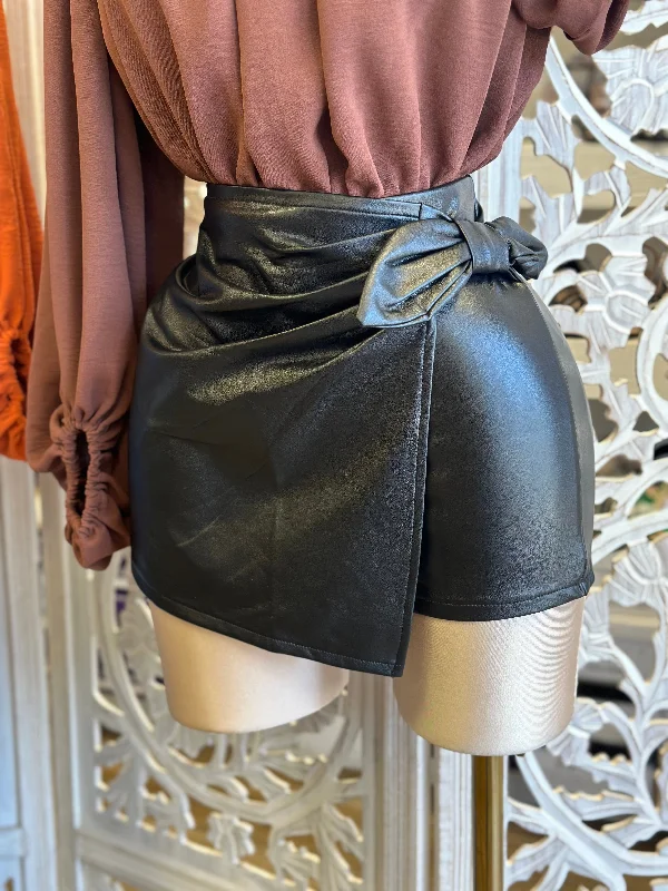 Faux Leather Wrapped Skort- Estira, Stretchy velvet skirt glossy